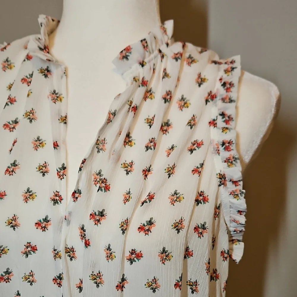 GAP White Floral Ruffle Blouse - Picture 5 of 8